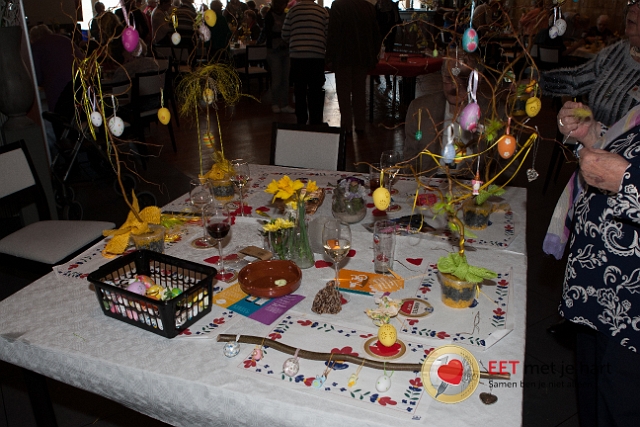 20150322 frans versteden fotografie - tilburginbeeld FRVE0793.jpg - eet met je hart lunch en creatieve workshop paastakken maken